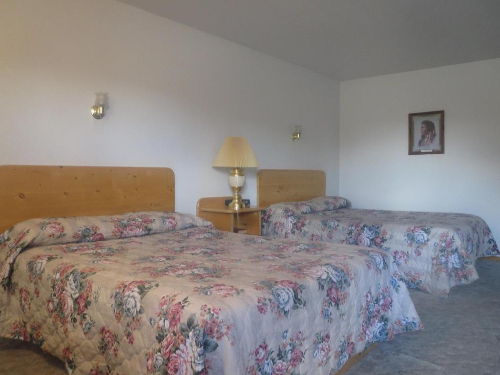Wind River Motel Double Room